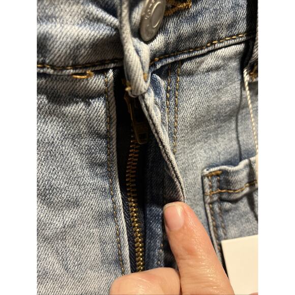 Kensie Jeans Women’s 8/29 High Rise Light Blue Relaxed Straight 25” Inseam - Picture 7 of 9